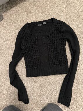 Daytrip Black Cable-Front Knit Scoop Neck Sweater